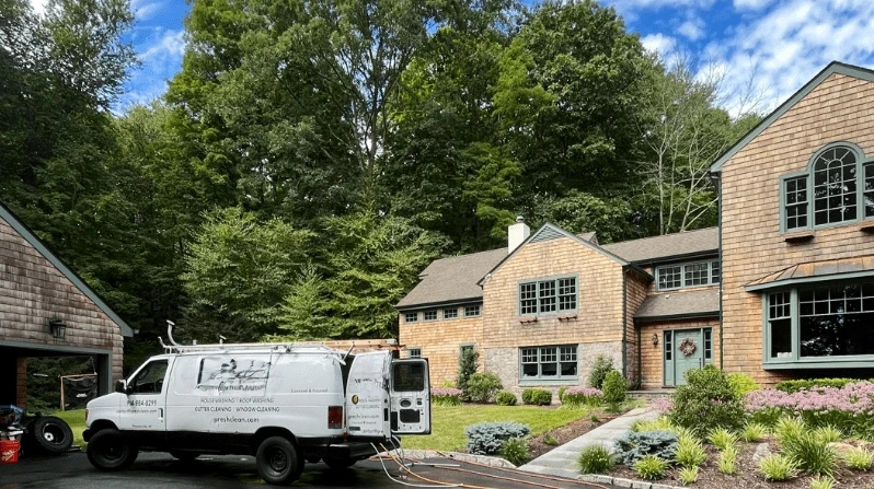 Brunswick Power Washing power washing crew working in Broadview Heights, OH